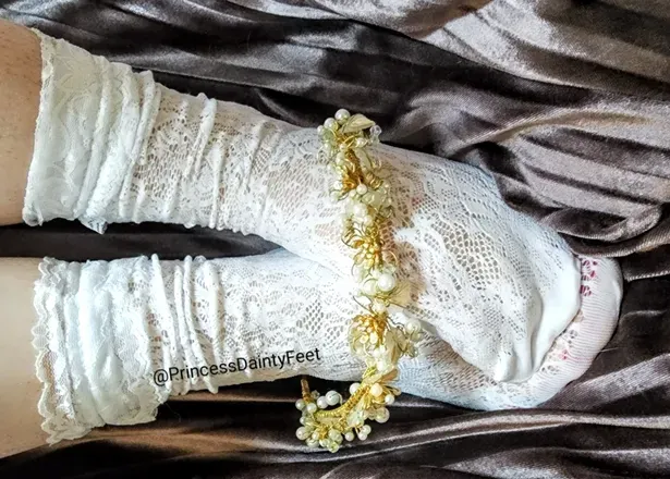 OnlyFans cuenta princessedaintyfeet header 2