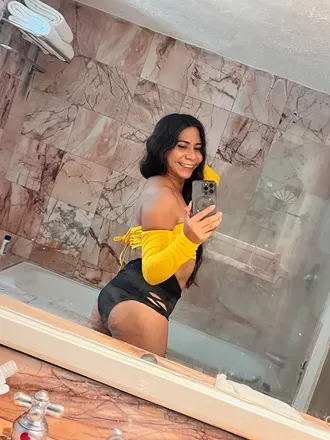 OnlyFans cuenta carlyb123 header 2