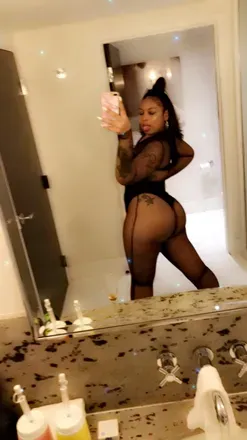 OnlyFans cuenta prettytootiey avatar 1