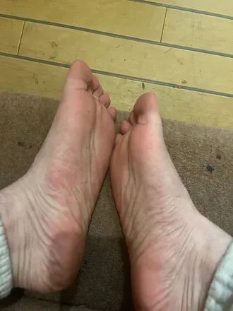 OnlyFans cuenta feetsgalore2022 avatar 1