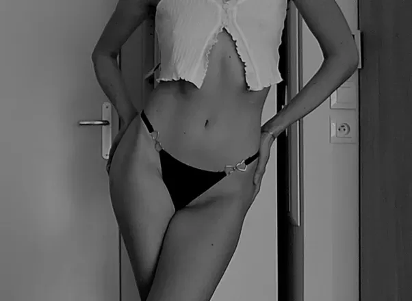 OnlyFans cuenta viviqueen1712 avatar 1