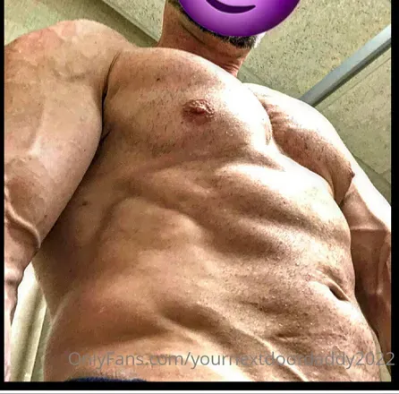 OnlyFans cuenta yournextdoordaddy2022 avatar 1