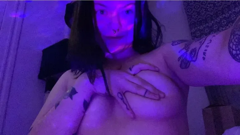 OnlyFans cuenta tattooedbiatch avatar 1