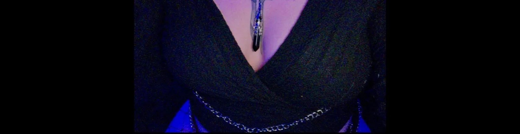 OnlyFans cuenta lunamoth777 header 2