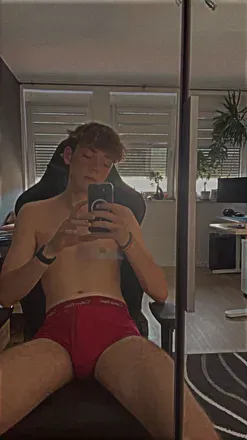 OnlyFans cuenta lucetwinky avatar 1