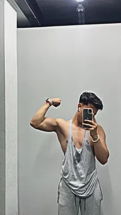 OnlyFans account  slaiker_valencia avatar 1