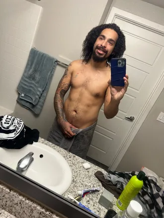 OnlyFans cuenta izswayzitv header 2