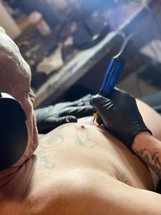 OnlyFans cuenta u130083502 header 2