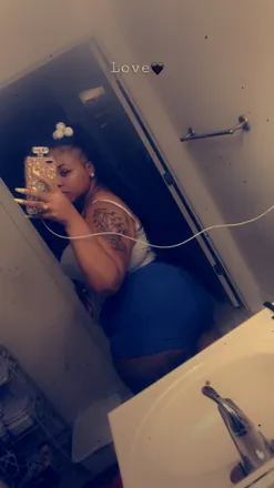 OnlyFans account  drippink header 2