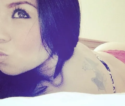 OnlyFans cuenta xokarmella4you header 2