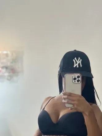 OnlyFans cuenta casalovelly avatar 1