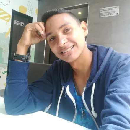 OnlyFans cuenta cesar1102 header 2