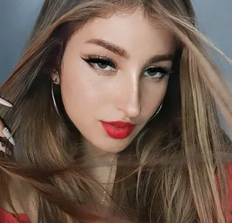 OnlyFans cuenta lisanahyan avatar 1