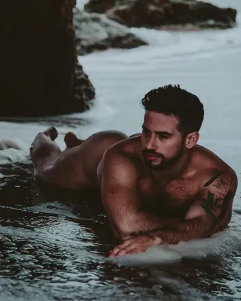 OnlyFans account  abelpirela header 2