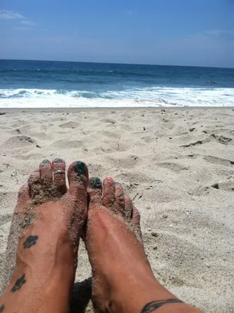 OnlyFans cuenta tastybarefeet header 2