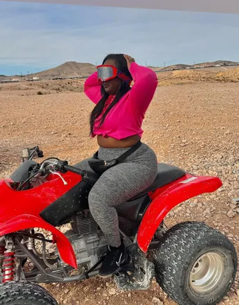 OnlyFans cuenta tioanathebaddie header 2