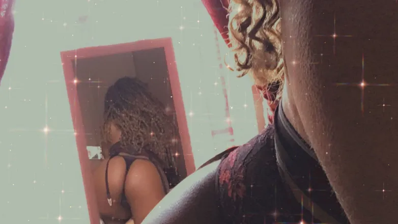 OnlyFans cuenta u32863428 header 2