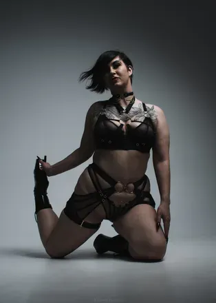 OnlyFans account  kittylux avatar 1