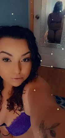 OnlyFans cuenta jewels011 header 2