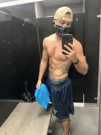 OnlyFans cuenta aiden_m365 avatar 1