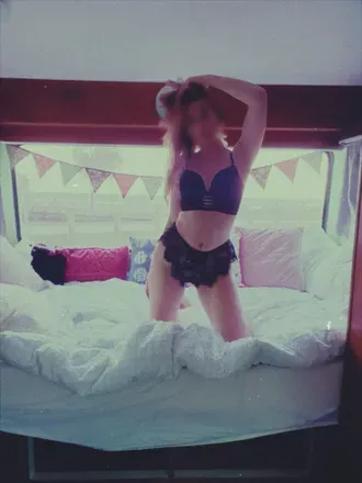 OnlyFans account  milarosexoxoxo header 2