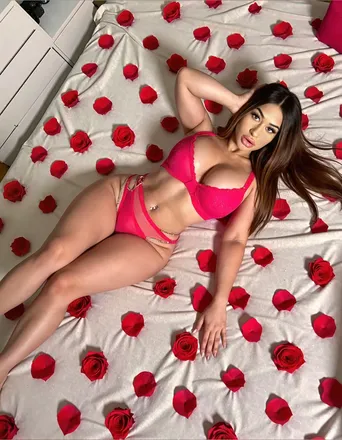 OnlyFans cuenta carolbarbie header 2