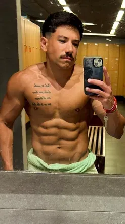 OnlyFans cuenta carlostorox header 2