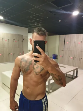 OnlyFans cuenta tova_94 header 2