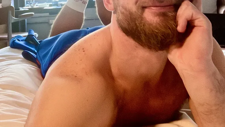 OnlyFans cuenta u323676701 header 2