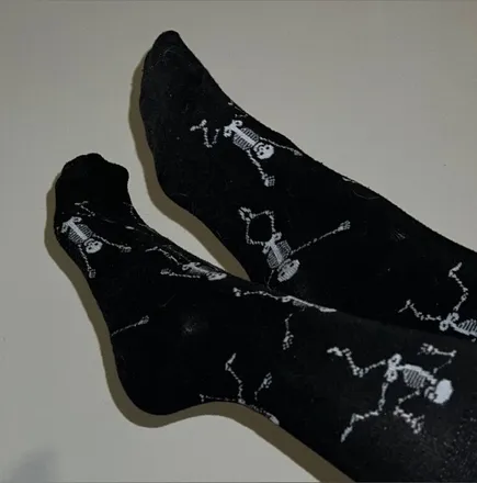 OnlyFans cuenta tinyspookyfeet header 2