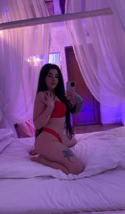 OnlyFans cuenta u71850695 header 2