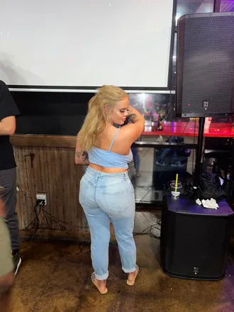 OnlyFans cuenta allilovesu header 2
