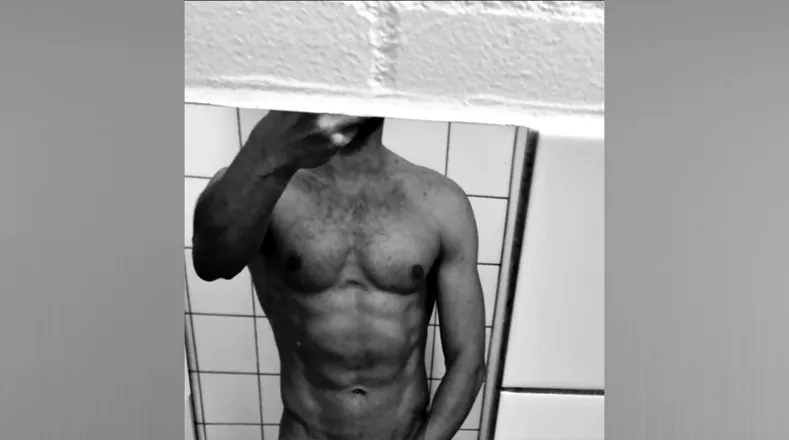 OnlyFans cuenta u69940198 header 2