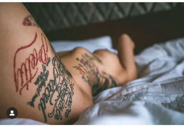 OnlyFans cuenta hotnikkifox header 2