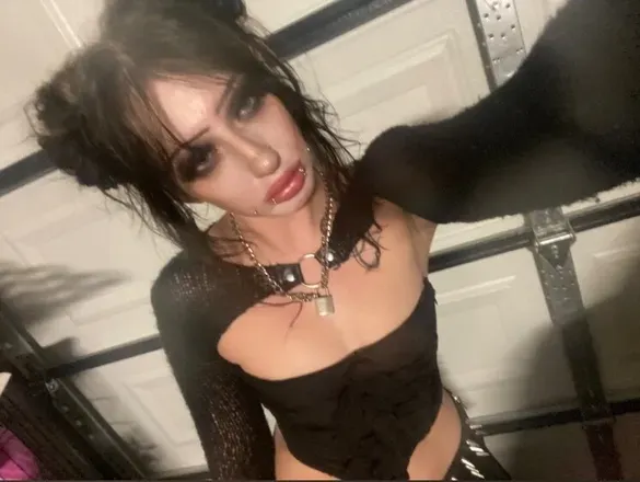 OnlyFans cuenta toxxiclilslxt avatar 1