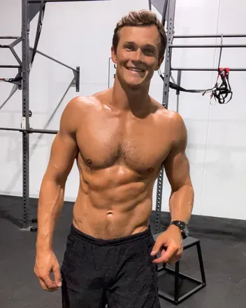 OnlyFans cuenta coreyjmcd header 2