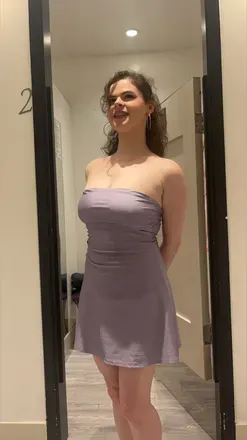 OnlyFans account  genevievethelivingdoll header 2