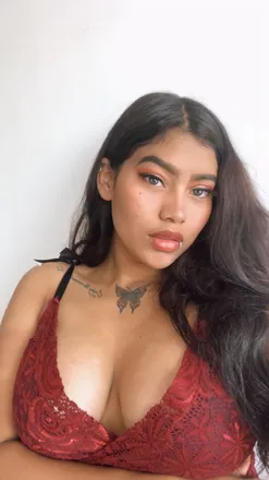 OnlyFans cuenta nallymorelo header 2
