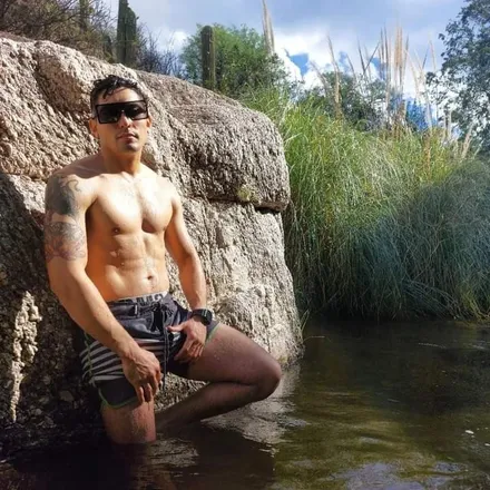 OnlyFans cuenta tomiixs header 2