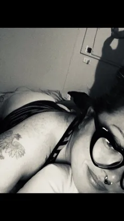 OnlyFans cuenta u141246573 header 2