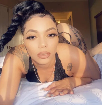 OnlyFans cuenta pynklipss header 2