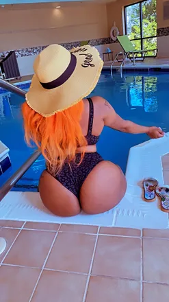 OnlyFans cuenta cupcake2525 header 2