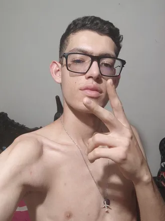 OnlyFans cuenta tomcatt333 header 2