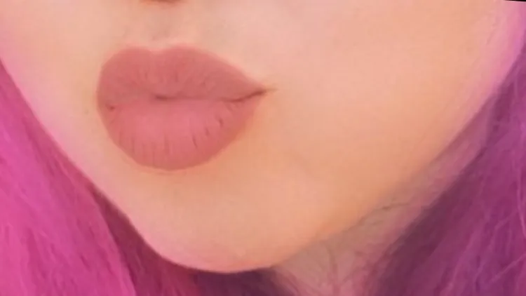 OnlyFans cuenta karifeets header 2