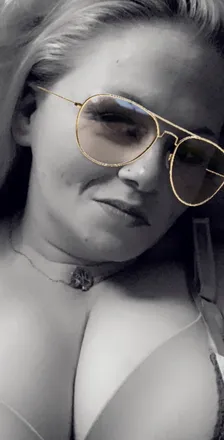 OnlyFans cuenta freakytiff69 header 2