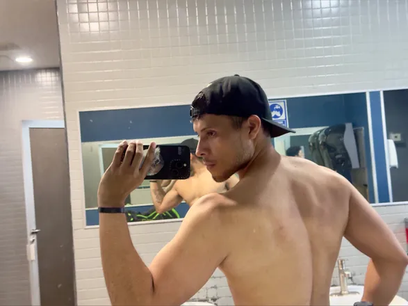 OnlyFans account  jameshadows header 2