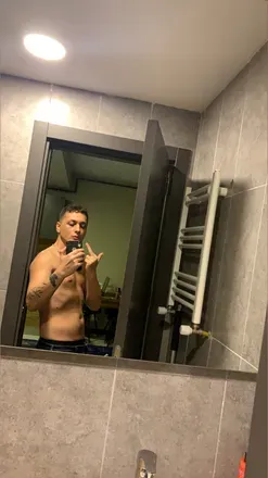 OnlyFans cuenta j0hn17 avatar 1