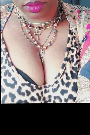 OnlyFans cuenta mahoganydreamzz header 2