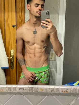 OnlyFans cuenta jhonai10 header 2