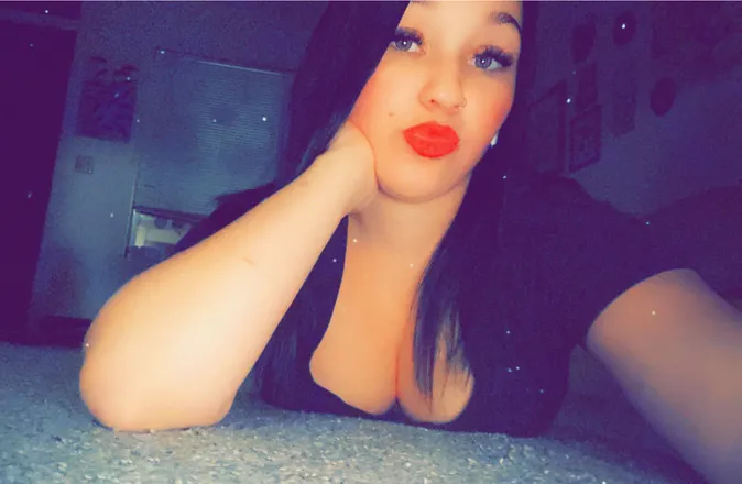 OnlyFans cuenta mikkiluv0203 header 2